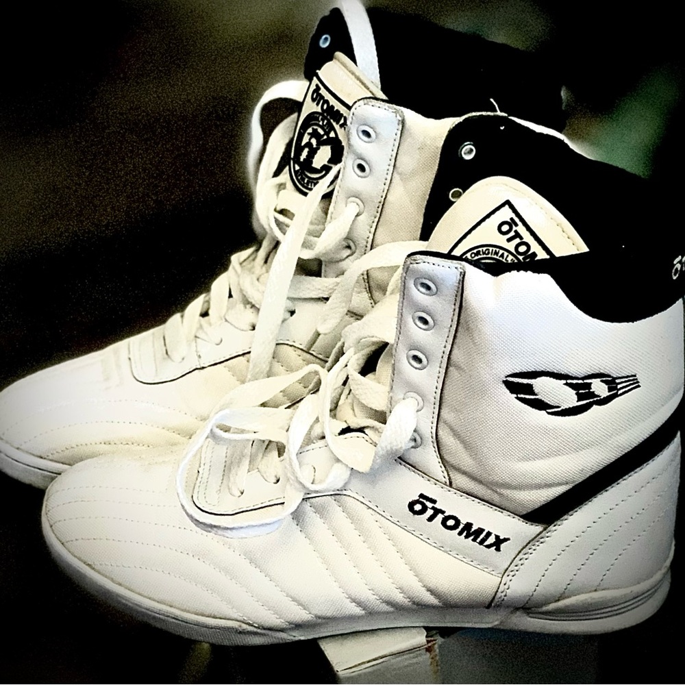 Otomix OG Lite Classic High-Top Sneakers